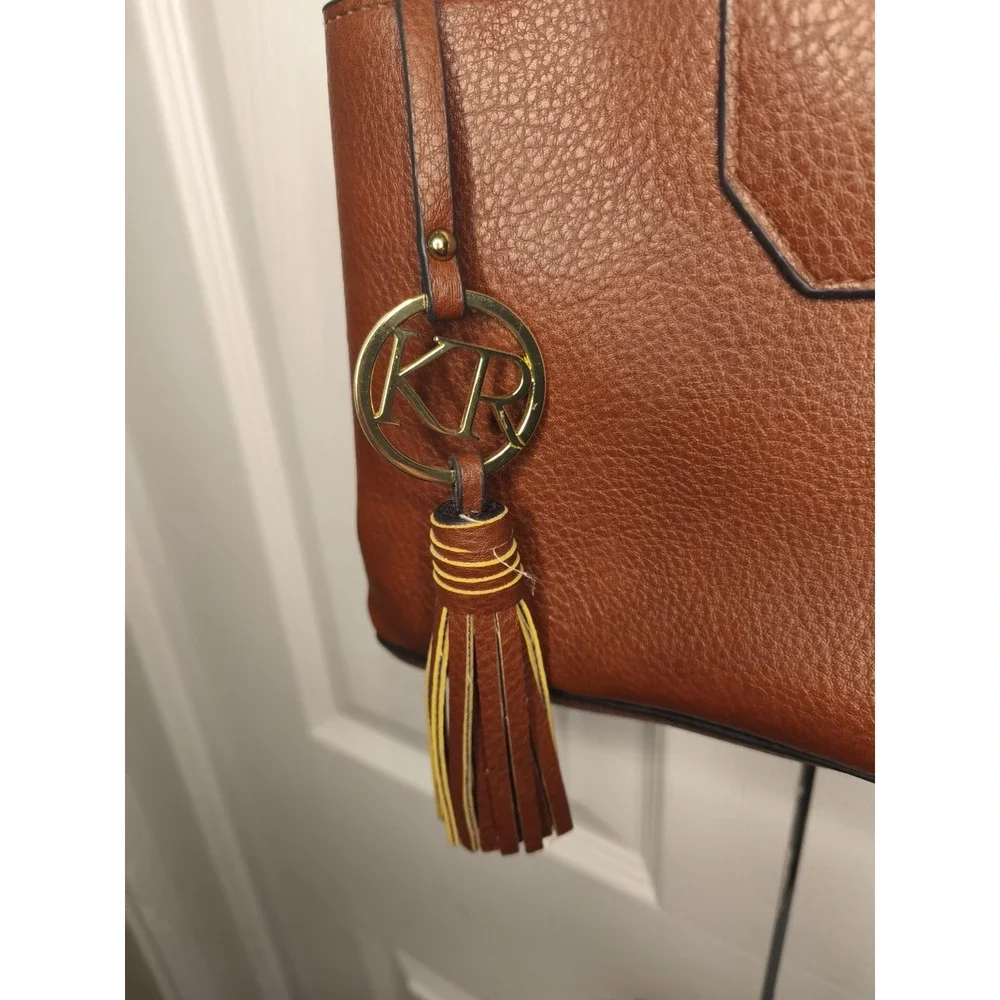 Brown Bueno Handbag Brown adjustable strap Lined Crossbody Purse‎ Shoulder Bag